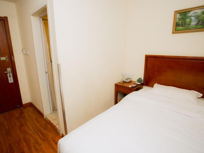 Greentree Inn Shandong Weifang Wanda Plaza Yuhe Road Express Hotel Экстерьер фото